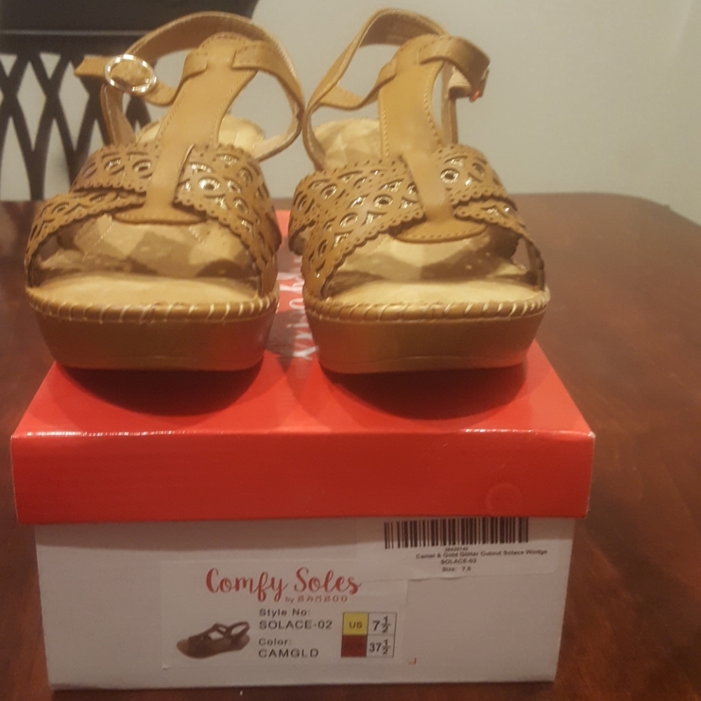 Shoe